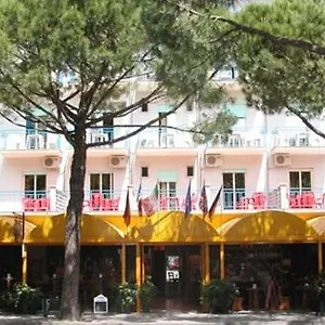 Canova Hotel