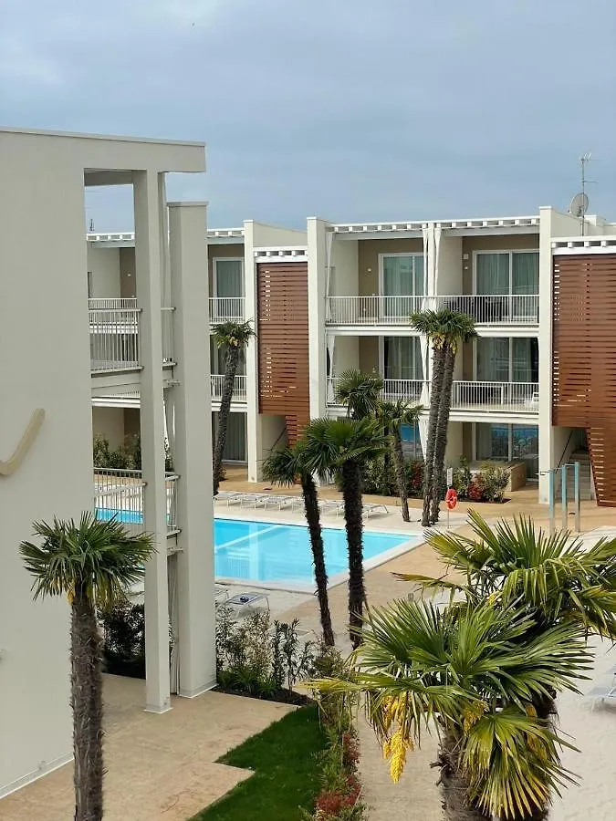 Residence Wave Plus - Solo Per Famiglie - Walterigato Apartments Lido di Jesolo Italy
